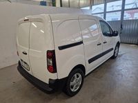 Begagnad Citroën Berlingo 49 kW (67 HK) 2017 Vit Minibuss