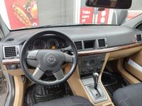 begagnad Opel Vectra Caravan 2.2 Direct Euro 4