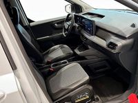 Ny Ford Courier 100 kW (136 HK) 2025 Vit Minibuss