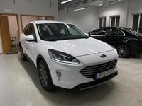 Begagnad Ford Kuga Titanium 224 HK (164 kW) 2021 Vit SUV