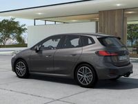 begagnad BMW 220 Active Tourer 230e xDrive M Sport Innovation Comfort Dra 2024, Kombi