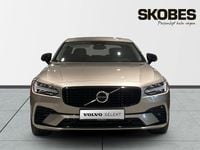 Begagnad Volvo S90 Ultimate 462 HK (339 kW) 2023 Ljusgrå (grå) Sedan