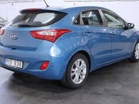 Begagnad Hyundai i30 Premium 110 HK (80 kW) 2012 Blå Halvkombi