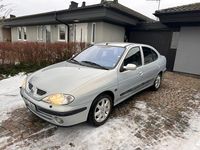 Begagnad Renault Mégane 107 HK (78 kW) 2001