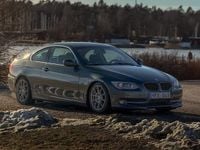 Begagnad BMW 325 204 HK (150 kW) 2010 Sportkupé