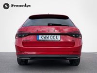 begagnad Skoda Superb Combi Sportline iV 218hk