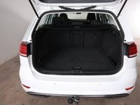 Begagnad VW Golf VII GT 150 HK (110 kW) 2020 Vit Kombi