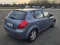 Begagnad Kia Ceed 115 HK (84 kW) 2007 Halvkombi