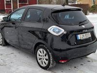 Begagnad Renault Zoe 64 kW (88 HK) 2015 Svart Halvkombi