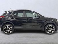 Begagnad Nissan Qashqai 112 HK (82 kW) 2016 Svart SUV