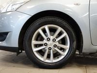 Begagnad Toyota Auris 132 HK (97 kW) 2009 Grå Halvkombi