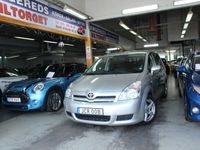 begagnad Toyota Corolla Verso 2.2 D-4D 136hk