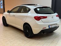 begagnad Alfa Romeo Giulietta 1.4 TB 16V MultiAir Exclusive Panorama