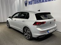 begagnad VW Golf VIII R-LINE 1.5 eTSI DSGdhybrid 2023, Halvkombi