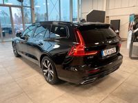 begagnad Volvo V60 Recharge T8 AWD/Backamera/Drag/Recharge/392hk