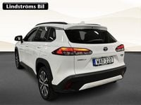 Begagnad Toyota Corolla Cross Style 200 HK (147 kW) 2022 Vit SUV