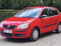 Begagnad VW Polo Trendline 75 HK (55 kW) 2006 Röd Halvkombi