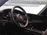 Begagnad Porsche 911 Carrera 4 GTS 2024 Flerfärgad Cab