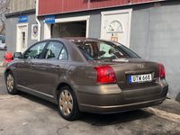 begagnad Toyota Avensis Sedan 2.0 D-4 VVT-i Ny besiktad