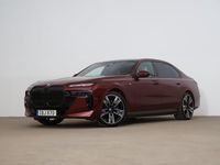 Begagnad BMW i7 Executive 400 kW (544 HK) 2024 Röd Sedan