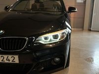 Begagnad BMW 220 M Sport 184 HK (135 kW) 2014 Svart Cab