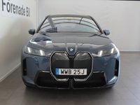 Begagnad BMW iX Comfort Edition 400 kW (544 HK) 2025 Blå SUV