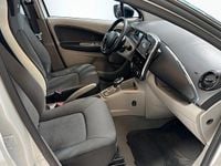 Begagnad Renault Zoe 64 kW (88 HK) 2016 Vit Halvkombi