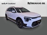 Begagnad Kia e-Niro 150 kW (204 HK) 2022 Vit SUV