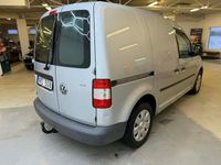 Begagnad VW Caddy 105 HK (77 kW) 2009 Silver Minibuss