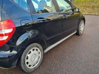 Begagnad Mercedes A150 95 HK (69 kW) 2006 Svart Halvkombi
