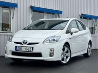 Begagnad Toyota Prius 136 HK (100 kW) 2011 Vit Halvkombi