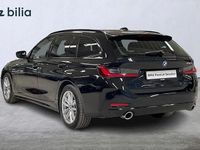 Begagnad BMW 330e Sport Line 184 HK (135 kW) 2023 Svart Kombi