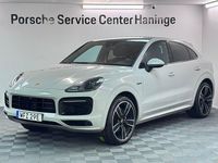 Begagnad Porsche Cayenne Coupe Platinum Edition 340 HK (250 kW) 2022 Ljusgrå Sportkupé