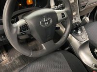 begagnad Toyota Auris 5-dörrar 1.6 Valvematic MultiMode 132HK LÅGMIL Euro 5