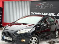 Begagnad Ford Fiesta Titanium 80 HK (58 kW) 2015 Svart Halvkombi