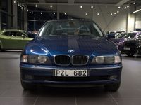 begagnad BMW 520 i E39 Sedan 150 hk Automat M-sport ratt M-sport Fälg