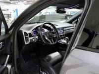 begagnad Porsche Cayenne Coupé E-Hybrid Pano SP-Chrono BOSE Leasebar