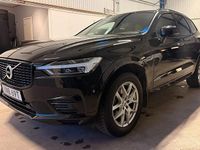 Begagnad Volvo XC60 R-Design 253 HK (186 kW) 2020 Svart SUV