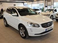 Begagnad Volvo XC60 Momentum 190 HK (139 kW) 2015 Vit SUV