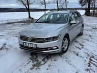 Begagnad VW Passat Executive 150 HK (110 kW) 2015 Silver metallic