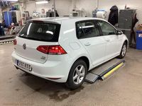 Begagnad VW Golf VII 105 HK (77 kW) 2015 Vit