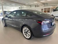 begagnad Tesla Model 3 Long Range AWD Glastak Drag 19" V-hjul 2021, Halvkombi