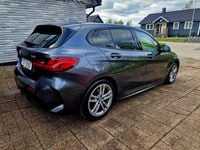 Begagnad BMW 118 M Sport 140 HK (102 kW) 2020 Mineralgrå metallic Halvkombi