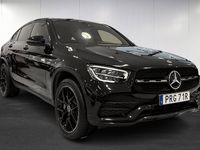 Begagnad Mercedes GLC300e AMG line Plus 2023 Svart Sportkupé