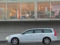 Begagnad Volvo V70 Momentum 163 HK (119 kW) 2013 Vit Kombi