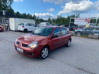 Begagnad Renault Clio R.S. 75 HK (55 kW) 2007 Röd Halvkombi