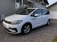 Begagnad VW Touran 150 HK (110 kW) 2020 Minibuss