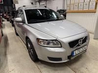 Begagnad Volvo V50 Kinetic 146 HK (107 kW) 2011 Ljusgrå Kombi