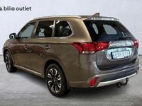 Begagnad Mitsubishi Outlander P-HEV Comfort Edition 121 HK (88 kW) 2018 Brun SUV