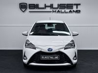 begagnad Toyota Yaris Hybrid e-CVT Euro 6 101hk | MOMS | 3970mil